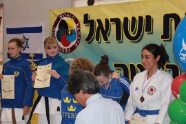 תמונות מחוגים בציפורי(2 תמונות)